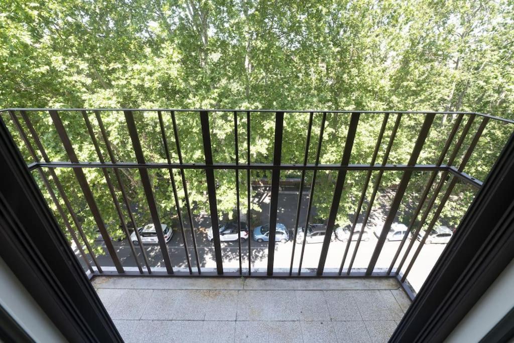 Testaccio Luminous And Large Apartment Rome
